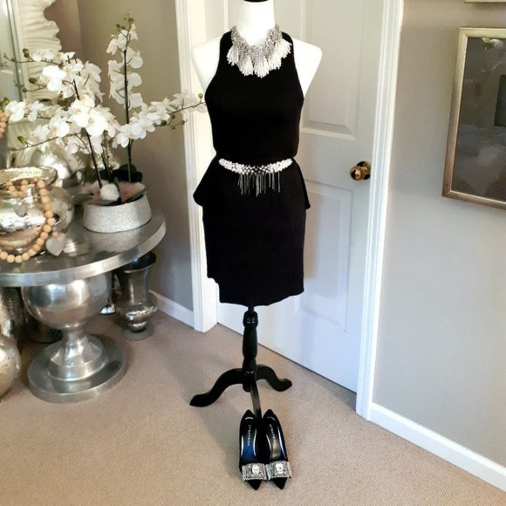 NWOT BCBGeneration black short fitted sleeveless tiered ruffle detail dress